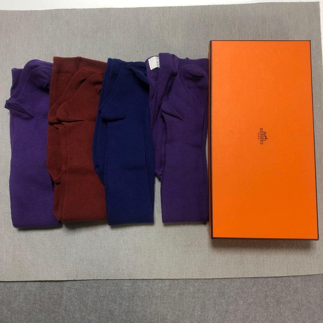 未使用のエルメスのベビータイツ　無地　4枚セット