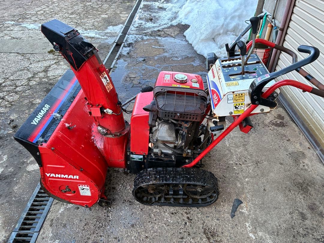 配送OK ヤンマー除雪機 8馬力 70cm幅 HST YSR82H ホンダヤマハ