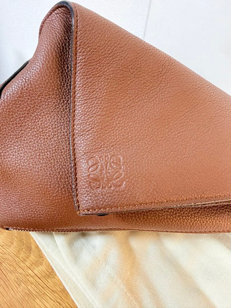 【まりも】LOEWE アントンスリング　ブラウンショルダーバッグ　美品