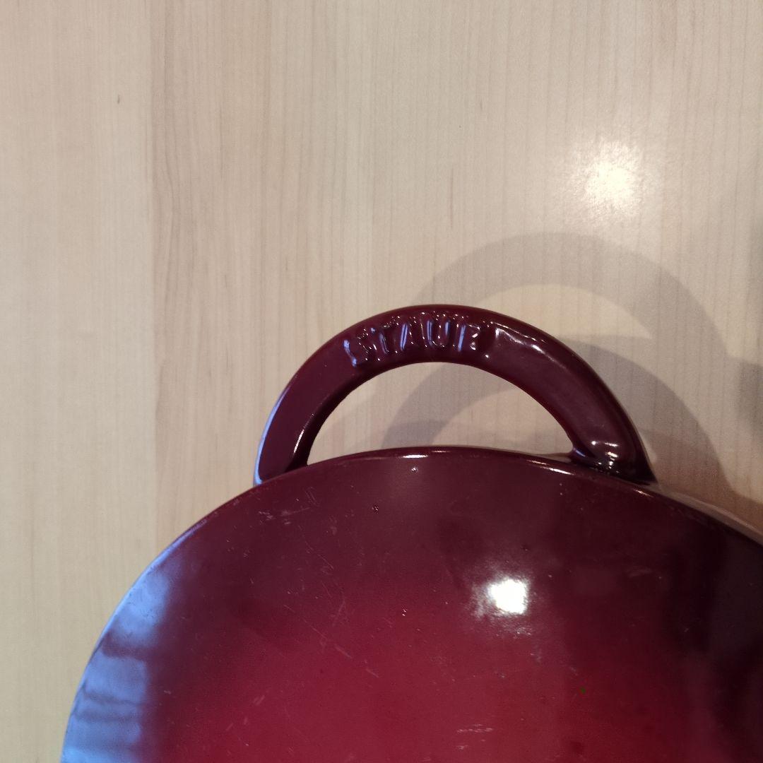 STAUB 　ストゥブ　赤 フランス製＆本