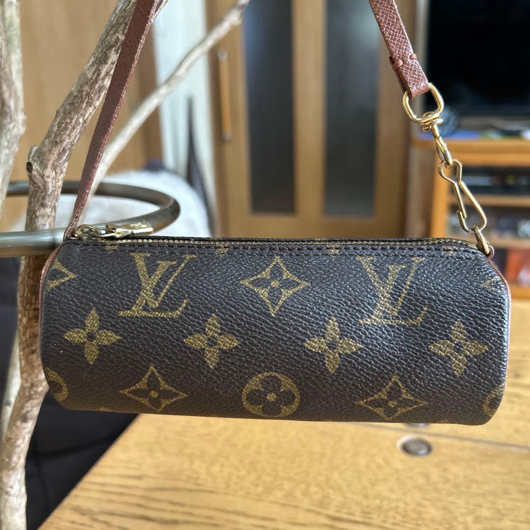 LOUIS VUITTONモノグラムパピヨンポーチ❤️