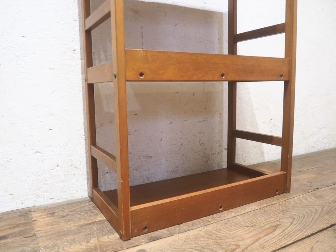 1372 ディスプレイラック　飾り棚　陳列棚　本棚　ブックケース　レトロ　展示台