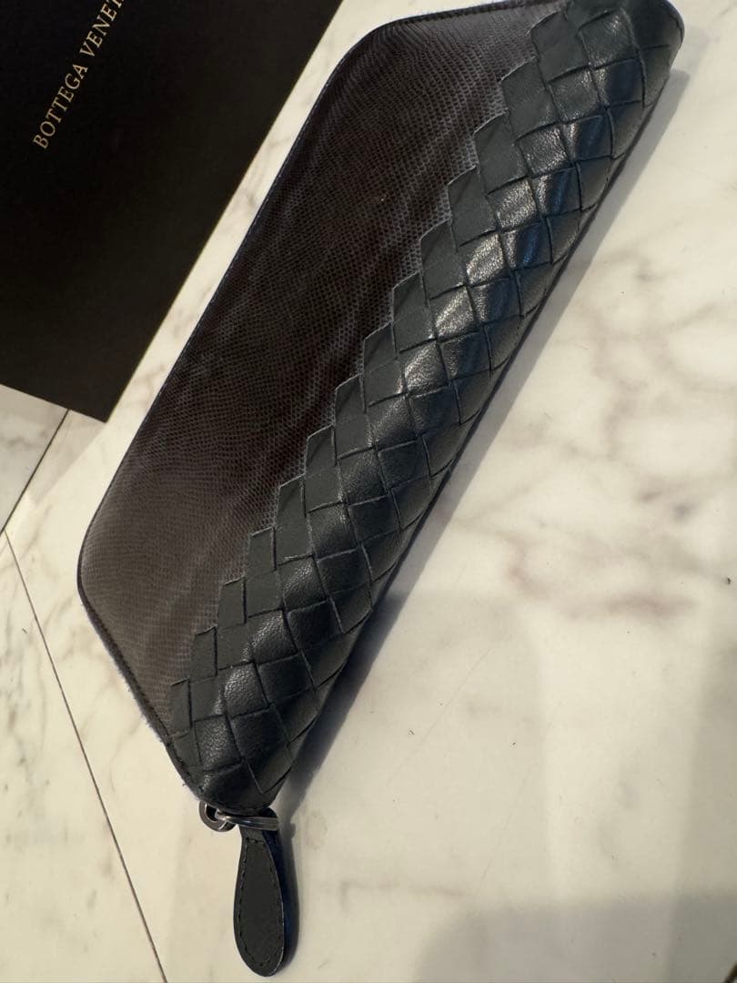 USED ボッテガヴェネタ　長財布　イントレチャート　パイソン　本革
