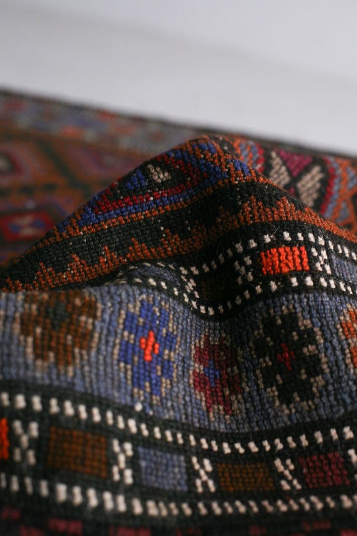 150cm×83cm バルーチ　トライバルラグ　ヴィンテージラグ　ソファサイズ