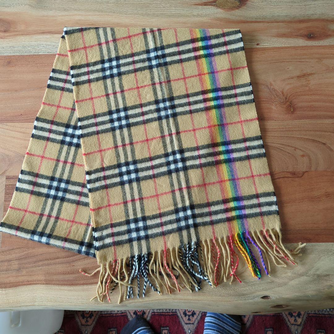 まとめ買い値引き頑張ります　BURBERRY マフラー ベージュレインボー