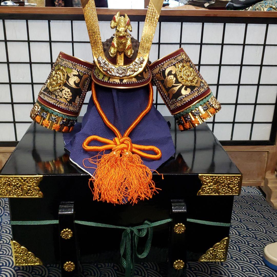 御飾り兜