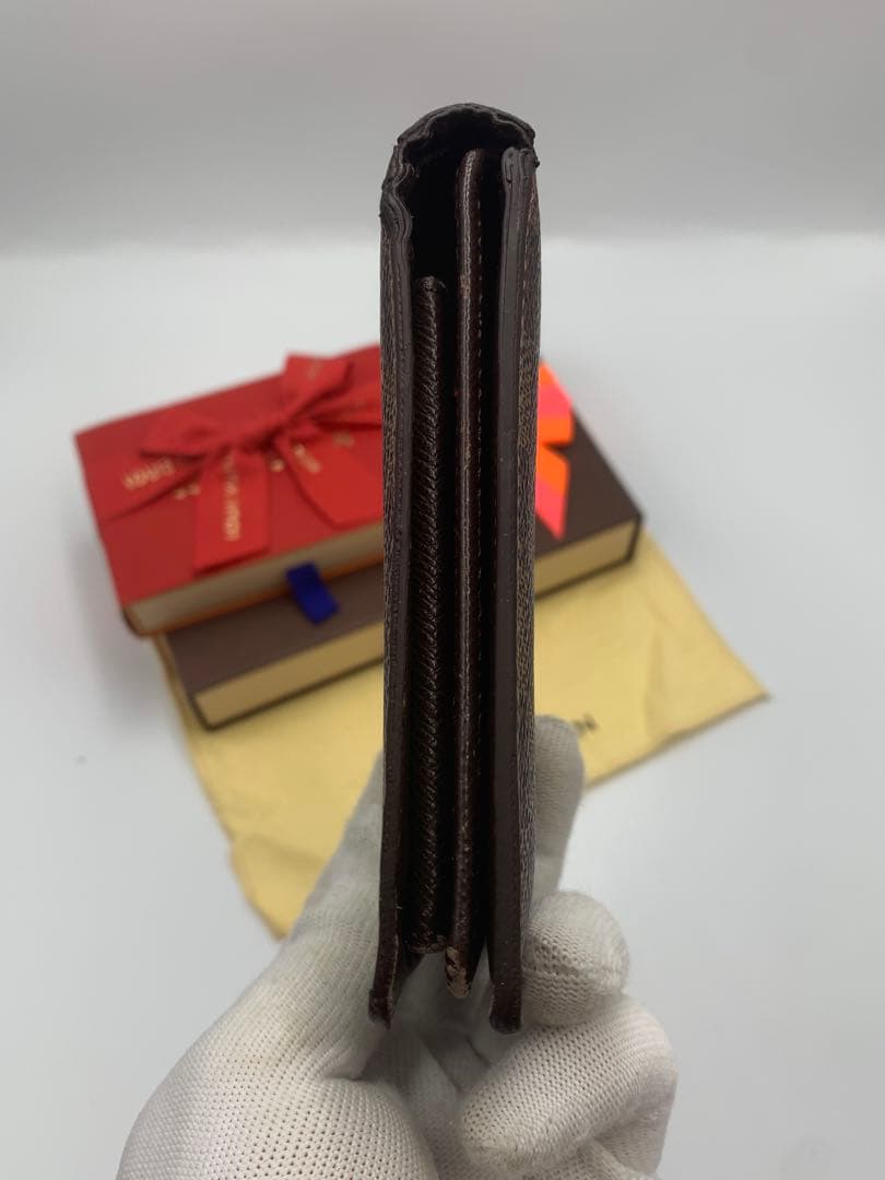 ルイヴィトン　ダミエ・グラフィット 折り財布　ポルトフォイユ・マルコ P55