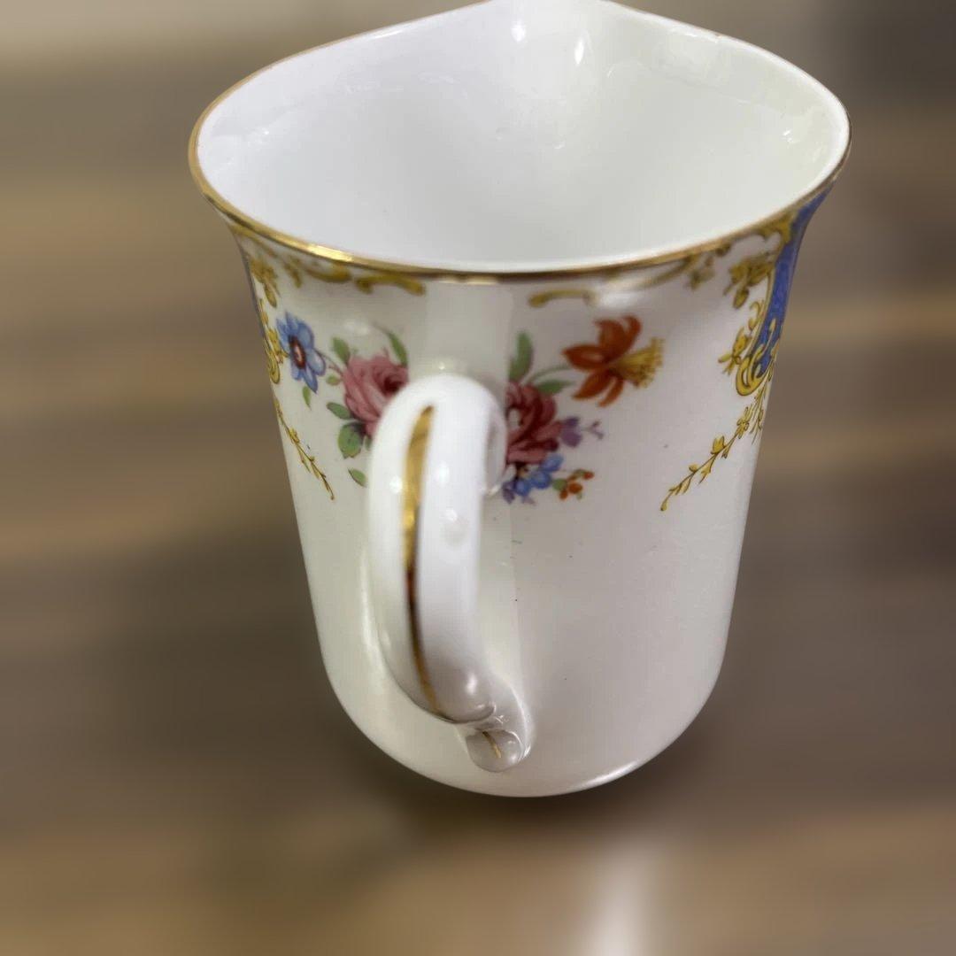 イギリスアンティーク　WINDSORの皿とミルクピッチャーのセット