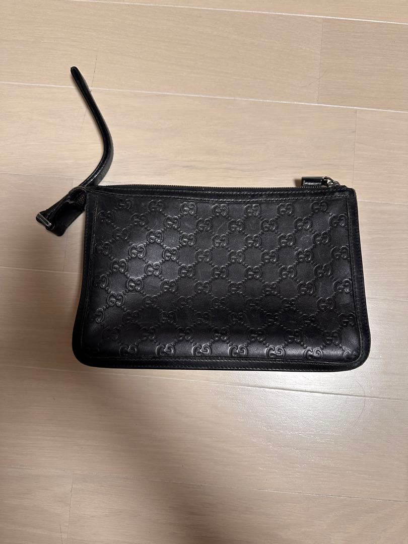 ブラックレザー クラッチバッグ　グッチ
