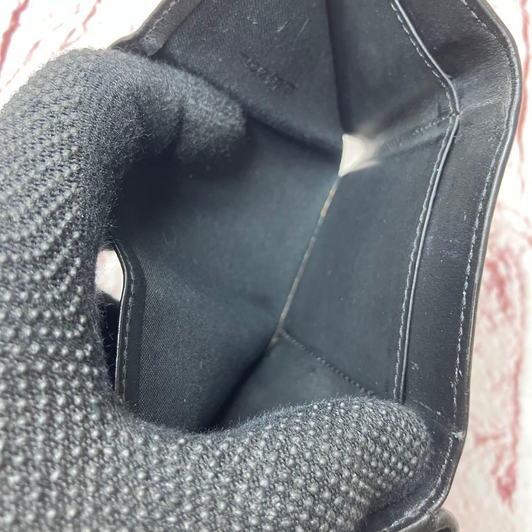 美品✨FENDIモンスター バグズアイ 三つ折り財布 ブラック 本革 レザー