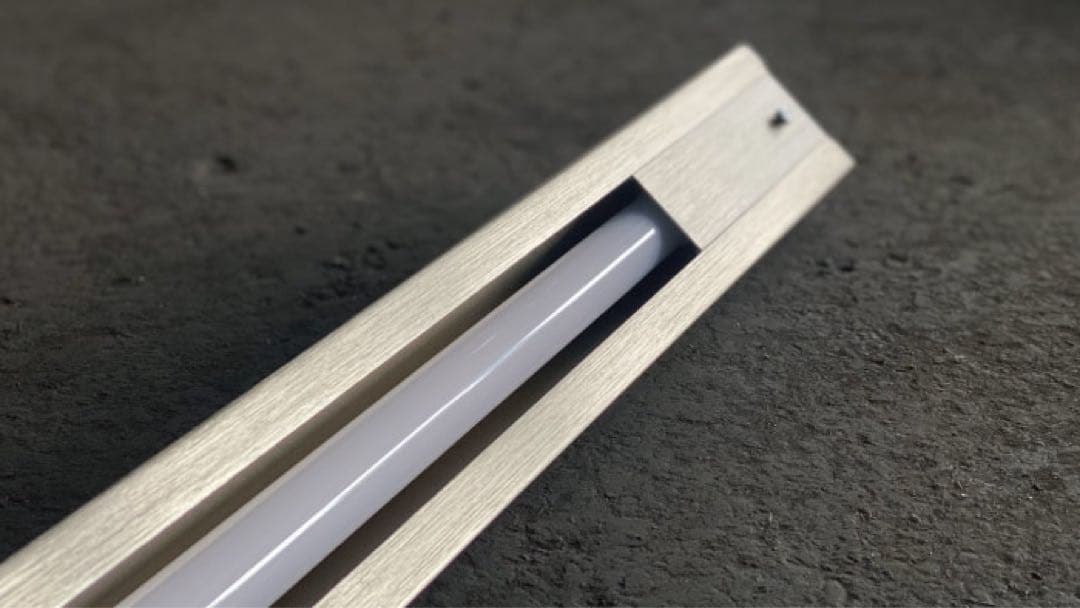 スリムフロアスタンド ブラック/シルバー