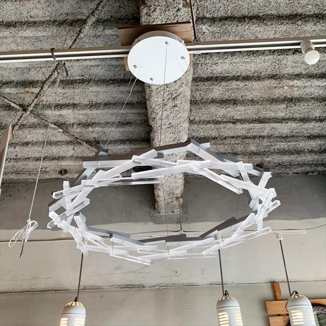 山田照明のローリアLEDペンダントライト①