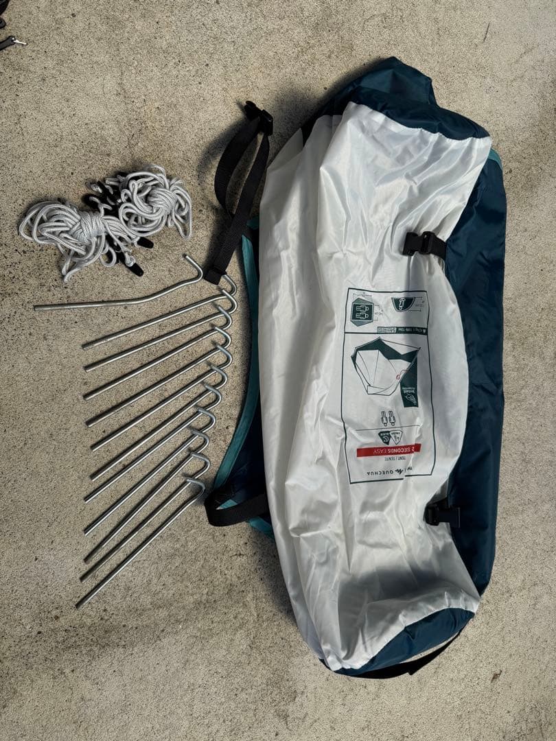 QUECHUA (ケシュア) キャンプ ワンタッチテント 2