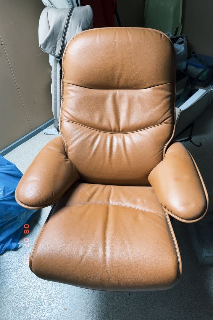 カリモク　karimoku 1人用チェア　リクライニング　オットマンセット