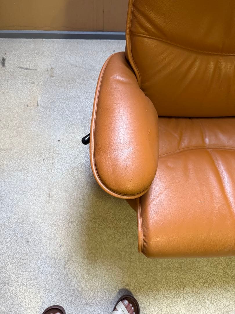 カリモク　karimoku 1人用チェア　リクライニング　オットマンセット