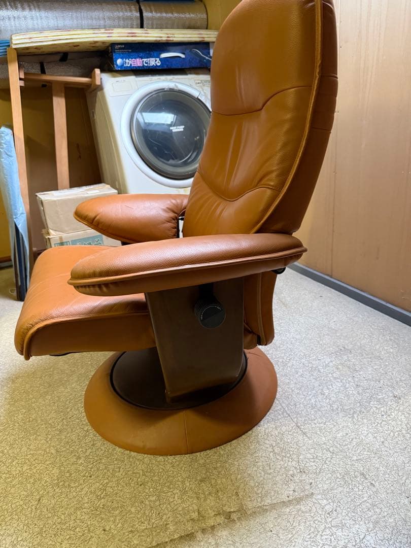 カリモク　karimoku 1人用チェア　リクライニング　オットマンセット