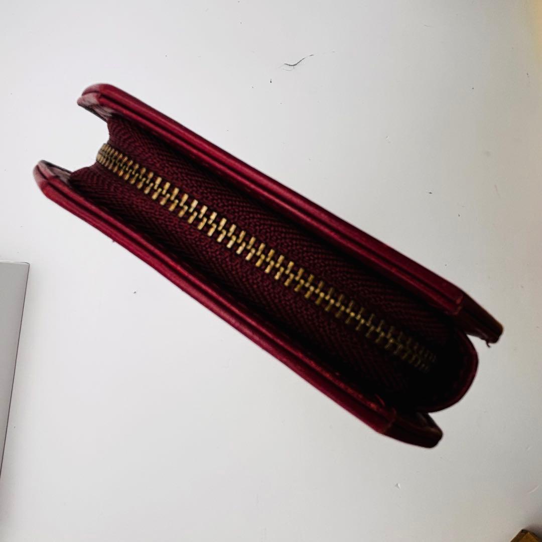 シビラ（Sybilla） ラウンドファスナー長財布