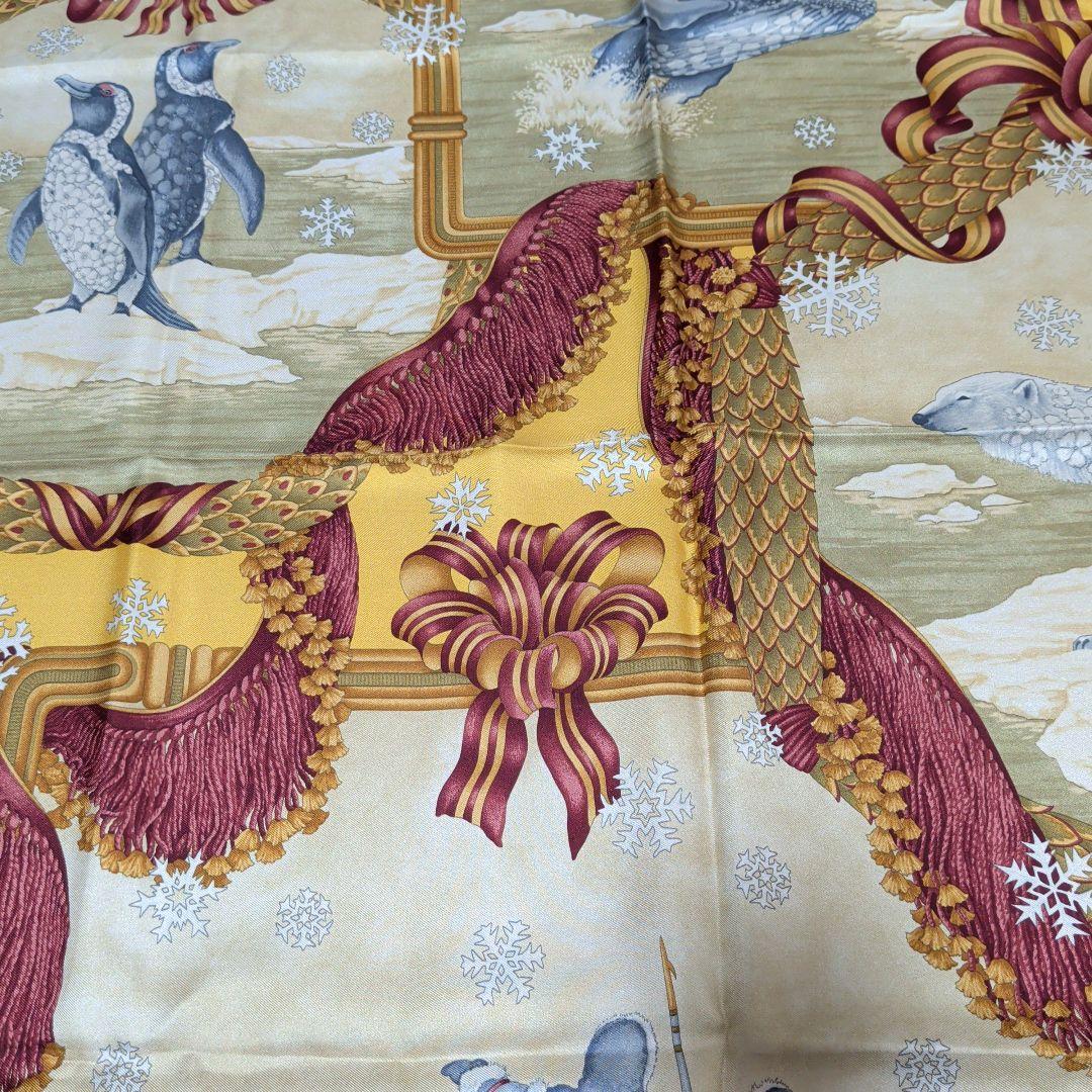 フェラガモ　FERRAGAMO　シルクスカーフ　アニマル柄　新品未使用