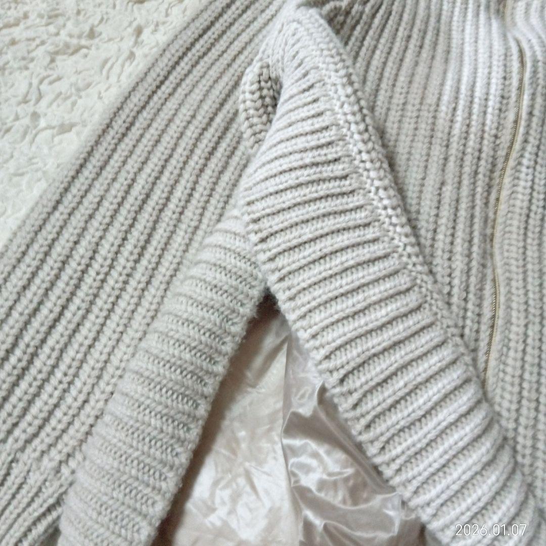 雑誌掲載　鈴木保奈美さん着用　美品　ヘルノ　異素材　ダウン　ニット　コート