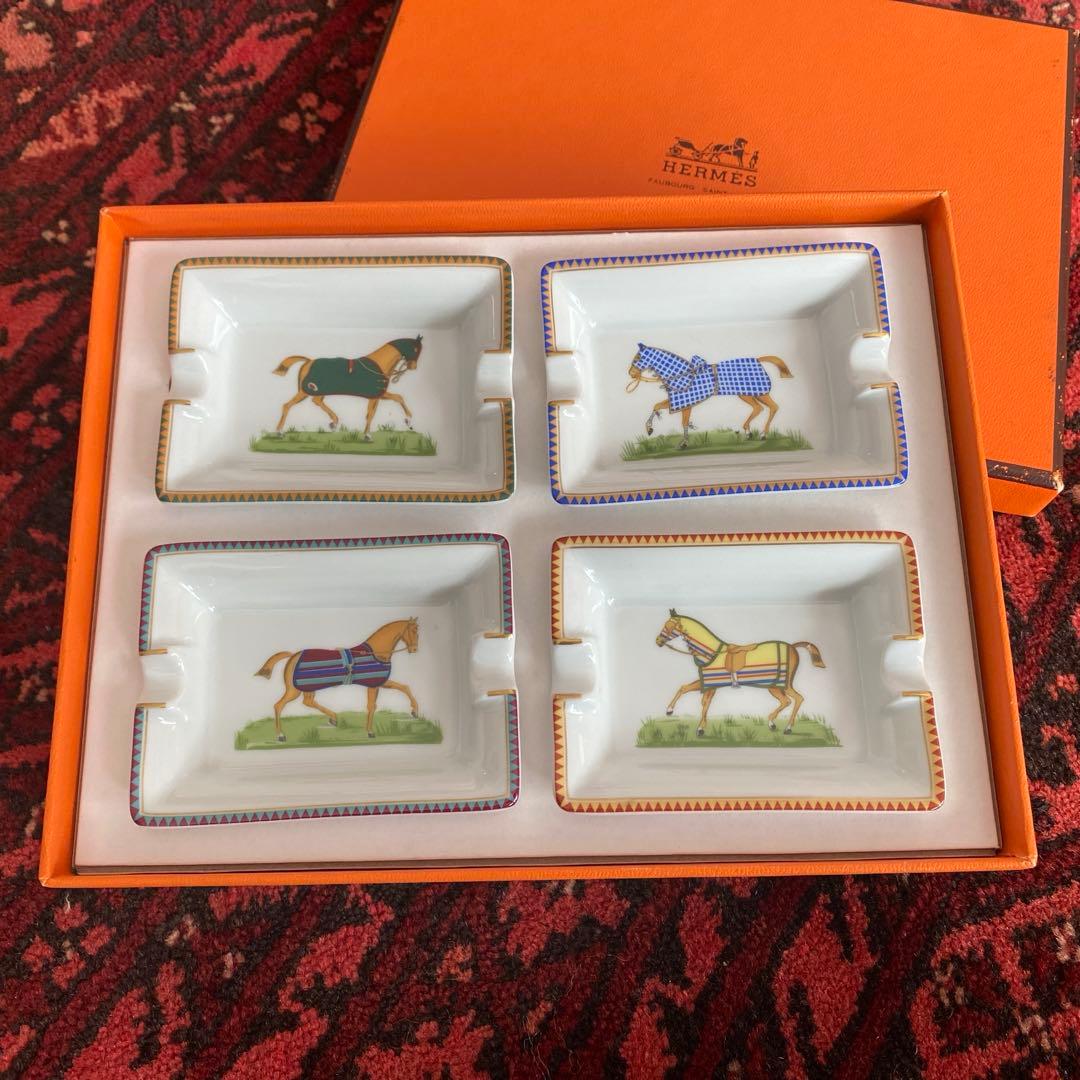 USAGI♡質問お気軽に☆ エルメス　ミニアッシュトレイ　4個セット