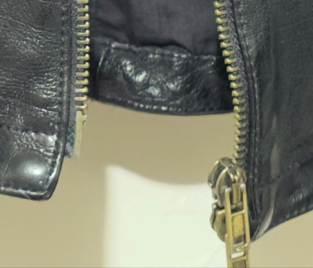 miu miu レザーライダースジャケット