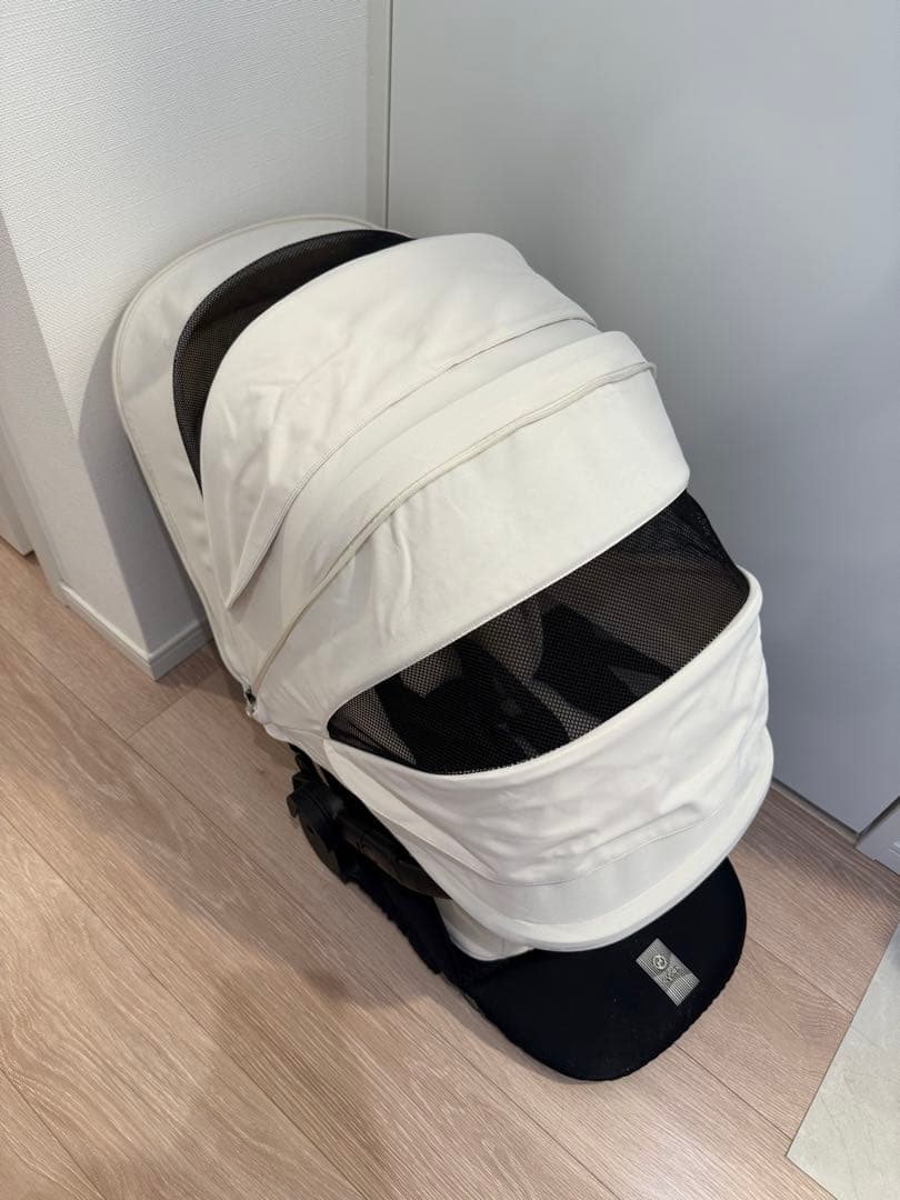 サイベックスメリオカーボン2025年式　椅子のみ