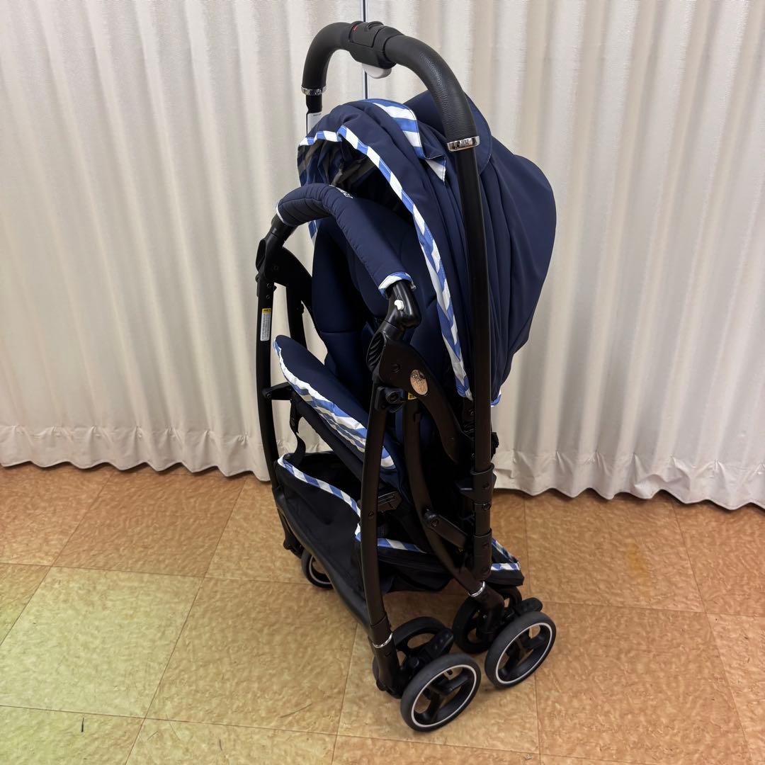 クリーニング済　☆綺麗☆　アップリカ　ラクーナエアー　ハイシート　革調ハンドル