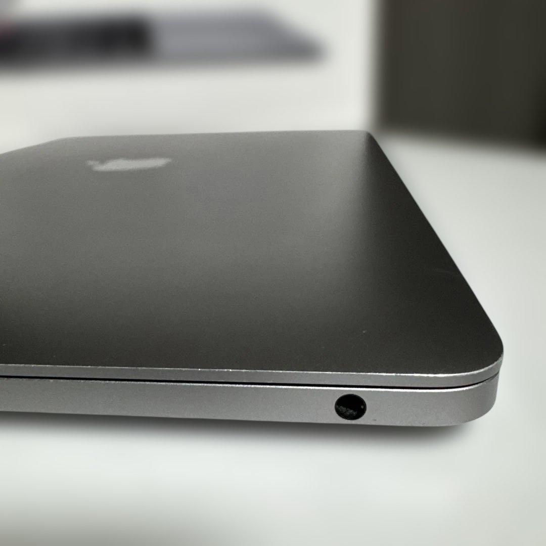 MacBook本体 MacBook Pro 13-inch 2019 i5 8GB 256GB