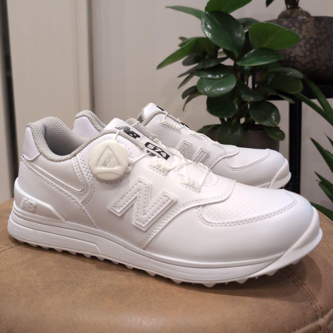 ま*め様 【新品】new balance ニューバランス シューズ 574 ホワ