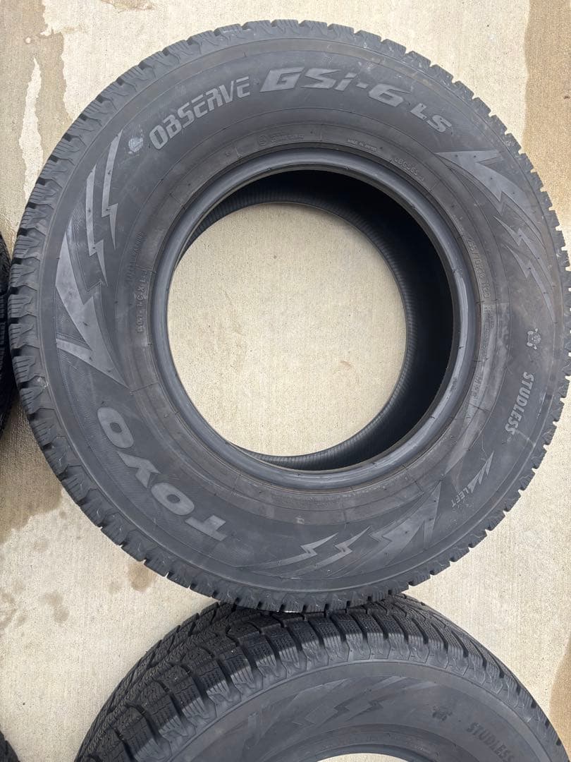 265/70R16 トーヨー　GSI-6 LS 2021年　スタッドレス　M+S