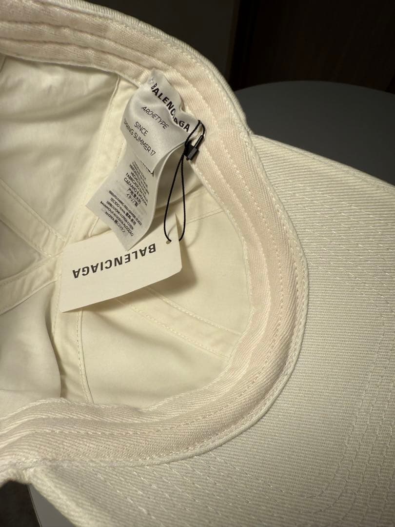 新品未使用BALENCIAGA バレンシアガ ARCHETYPE キャップ