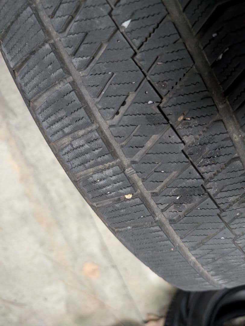 Josy【19年製】215/50R17冬タイヤ4本セット※説明欄必須※