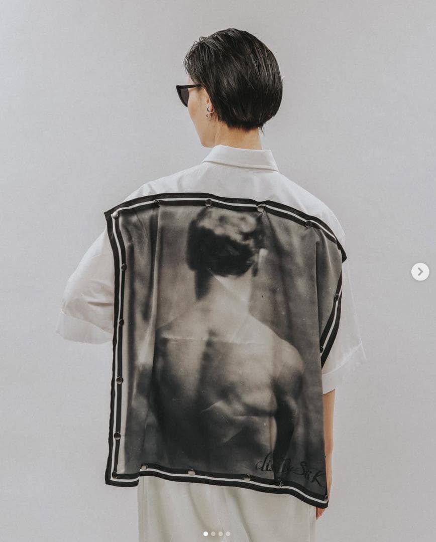 disemBySiik スカーフ付きハーフスリーブシャツ（ブラック）