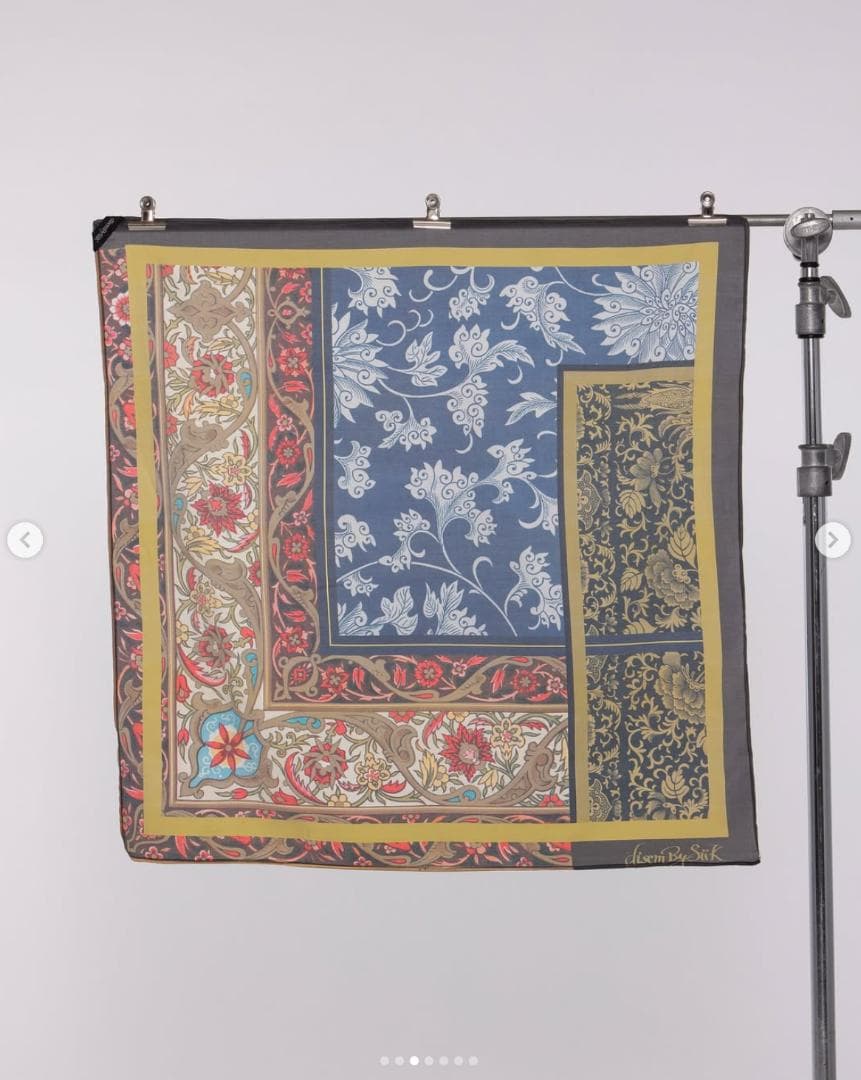 disemBySiik スカーフ付きハーフスリーブシャツ（ブラック）