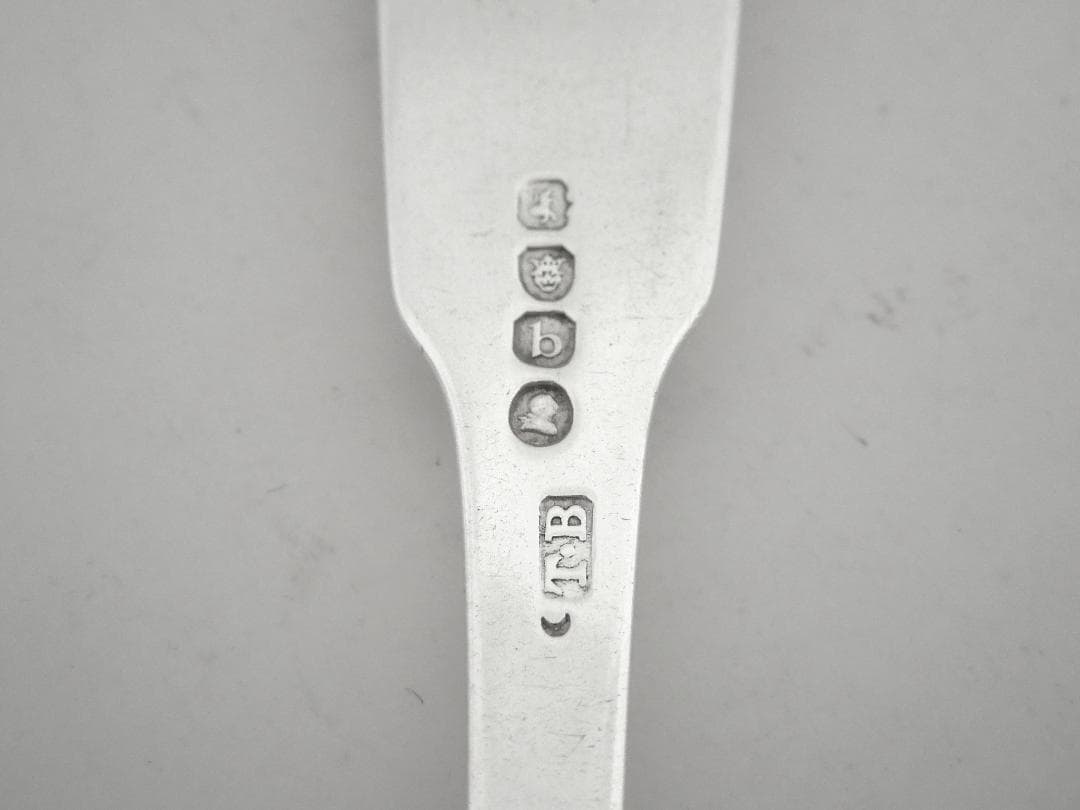 イギリス　スターリングシルバーフォーク　純銀