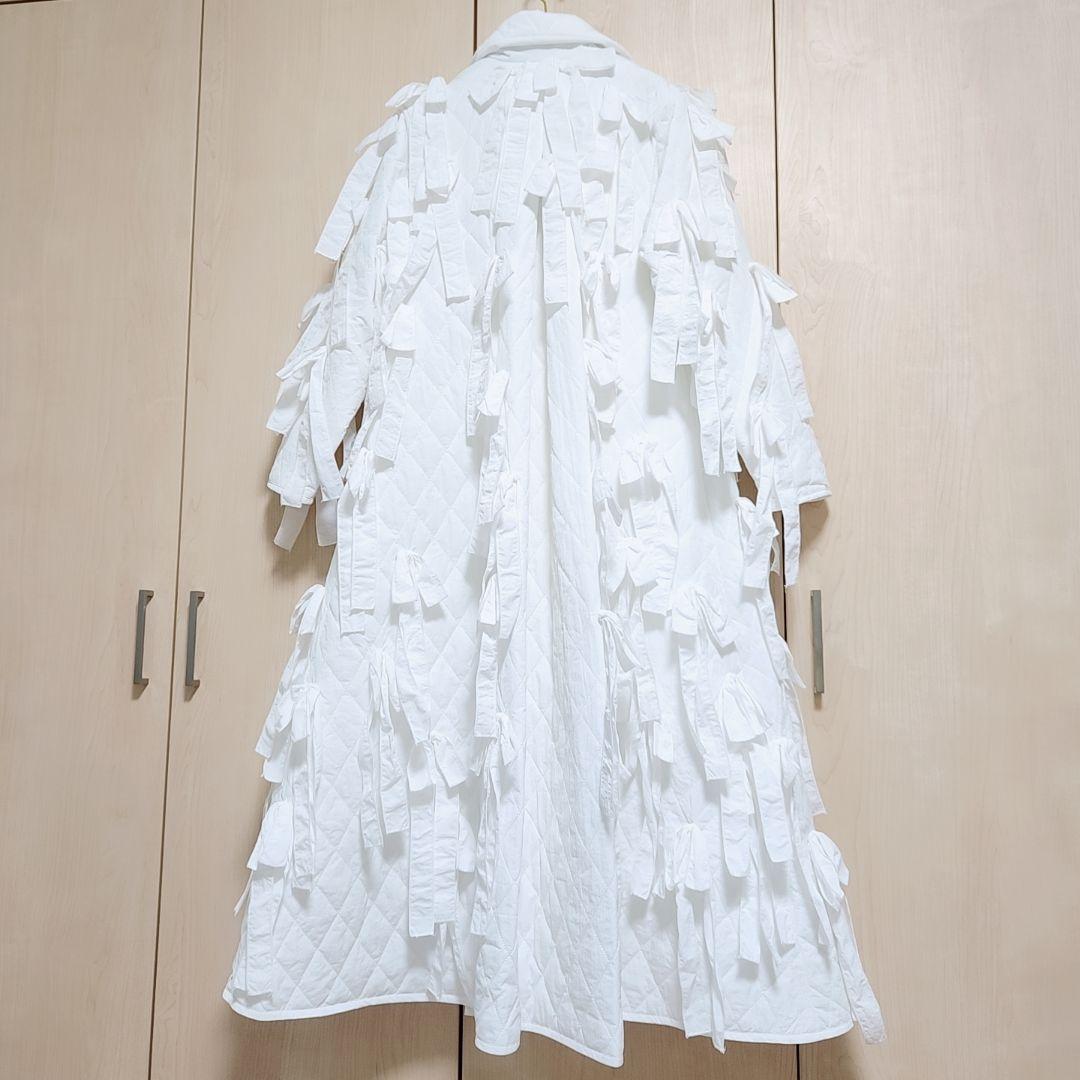 訳有り‼️ペルナ　キルティングリボンコート　ホワイト　ラベルエチュード　白