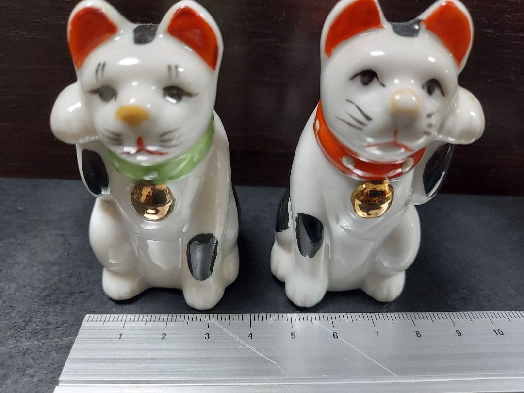 レトロ招き猫2体 陶器人形 江戸期 明治 大正 昭和 縁起物 風水スピリチュアル