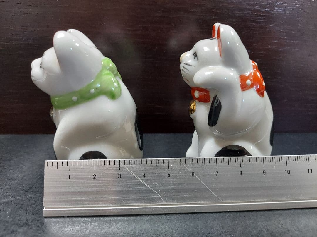 レトロ招き猫2体 陶器人形 江戸期 明治 大正 昭和 縁起物 風水スピリチュアル