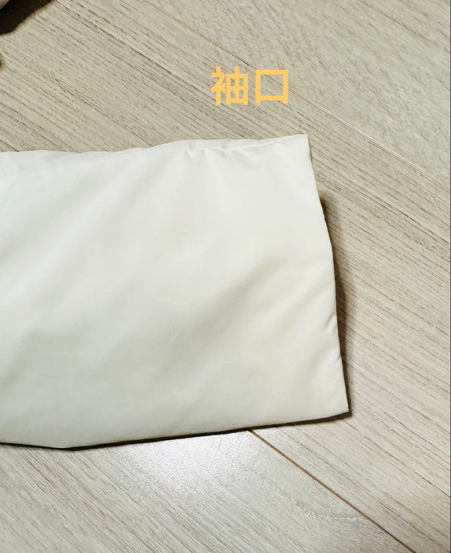 【アルマーニエクスチェンジ】ホワイトダウン フード付き 未使用