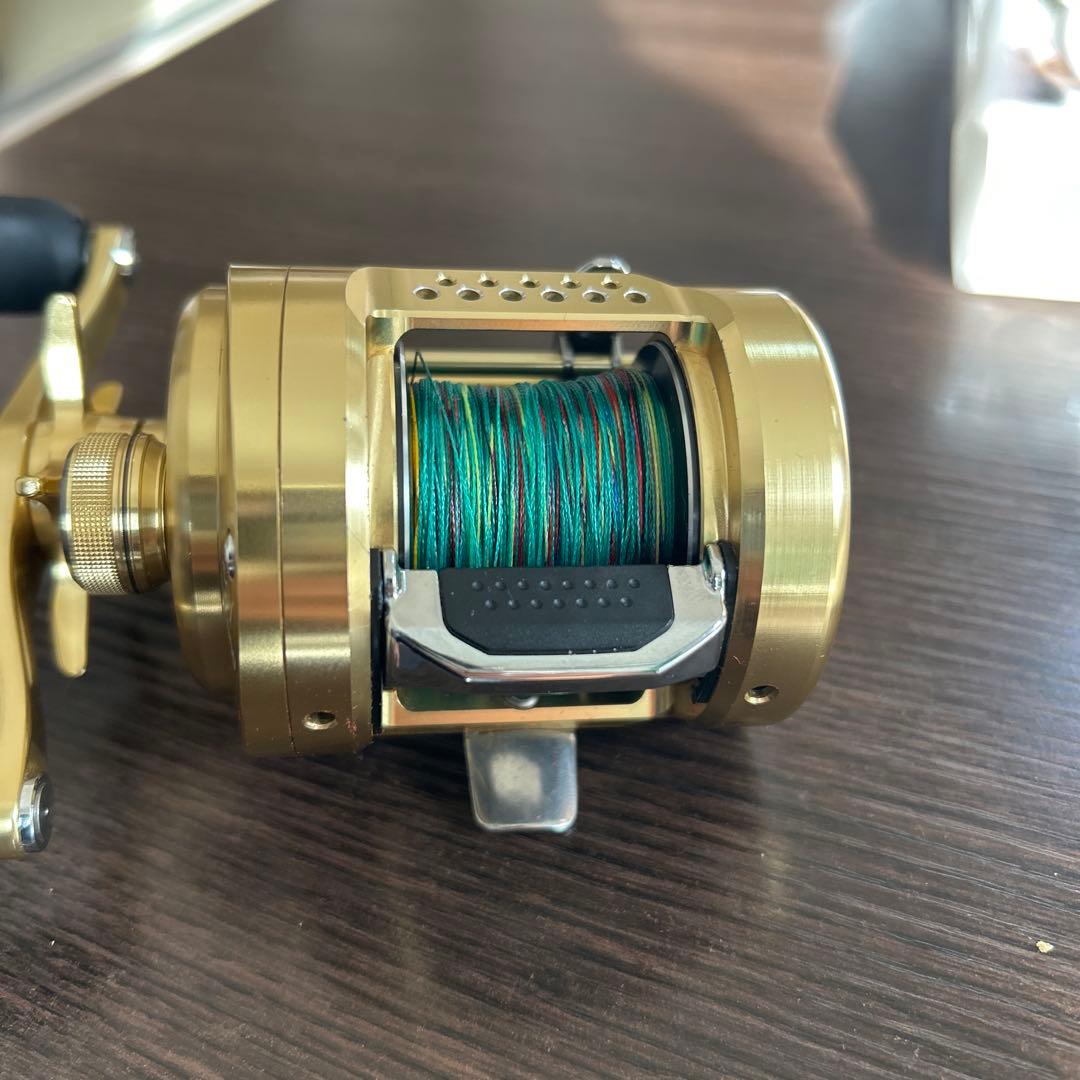 リール 18CALCUTTA CONQUEST 401