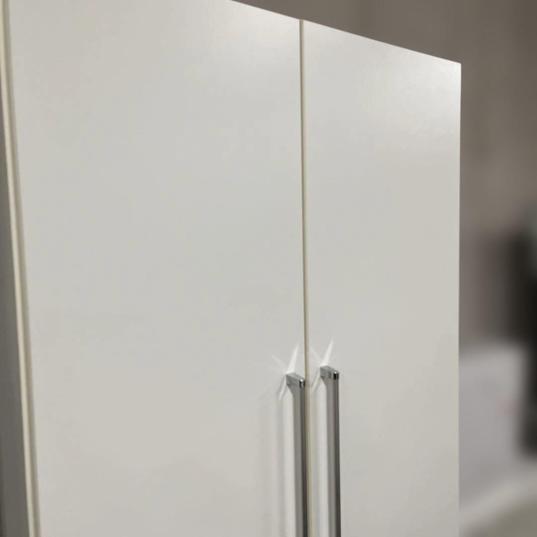 ワードローブ ホワイト木製キャビネット インテリア 家具