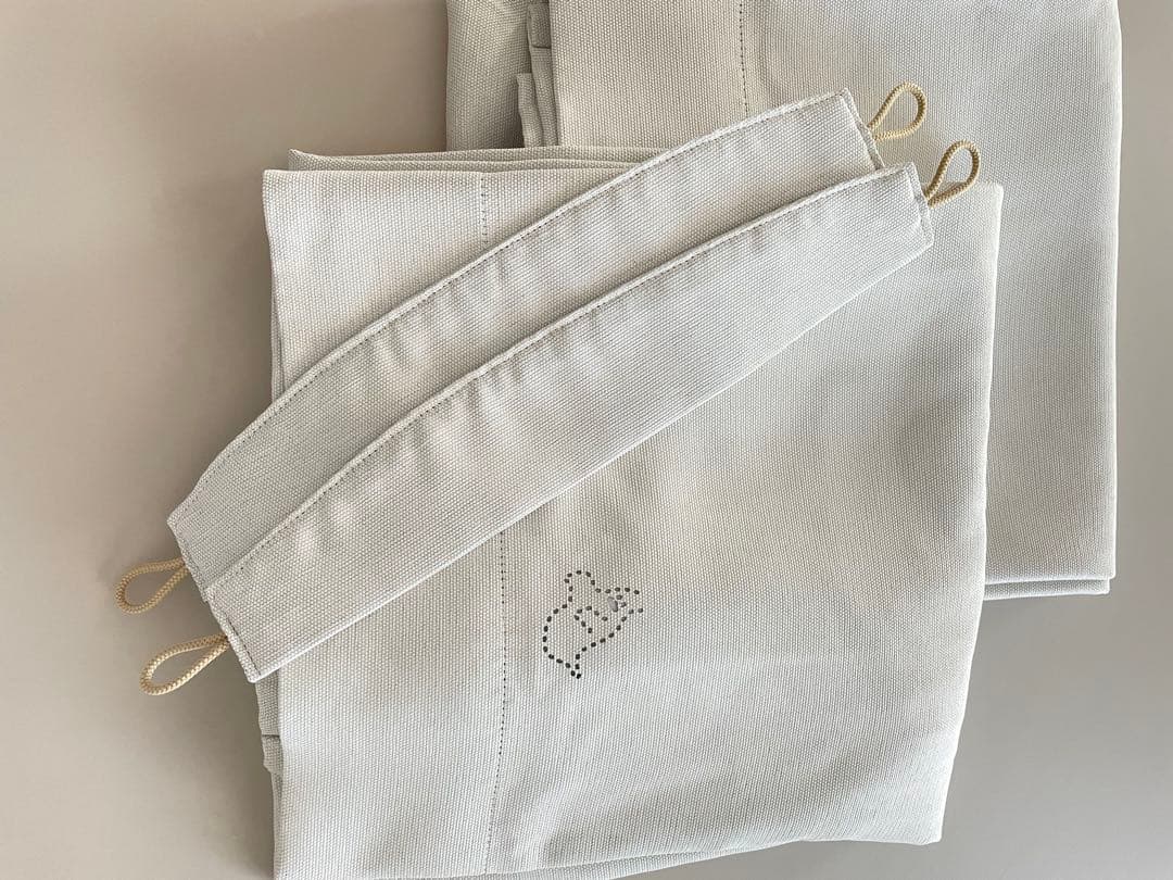 【美品・希少】unico おばけ　カーテン　LEPATTAVA 遮光