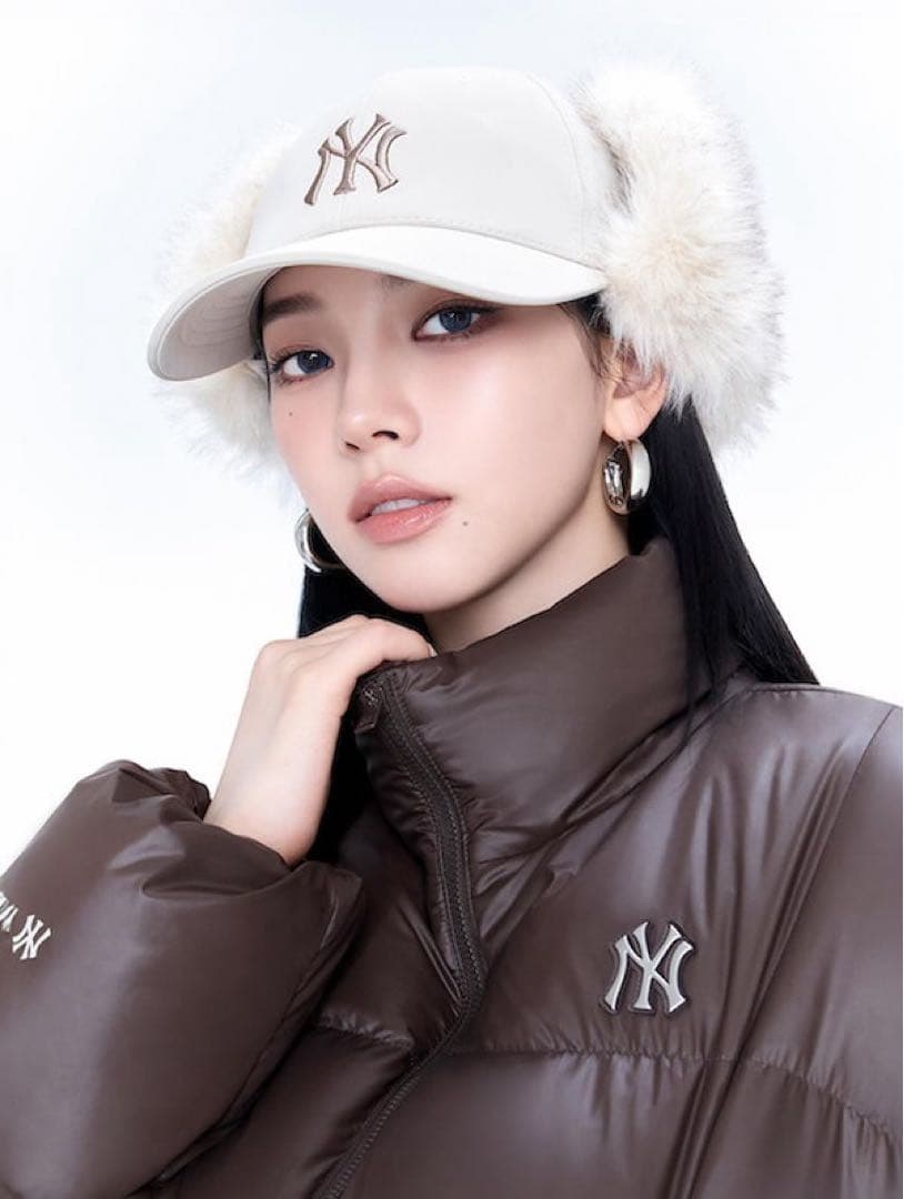 MLB 韓国 キャップ ホワイト 白 フライト ファー 冬 aespa カリナ