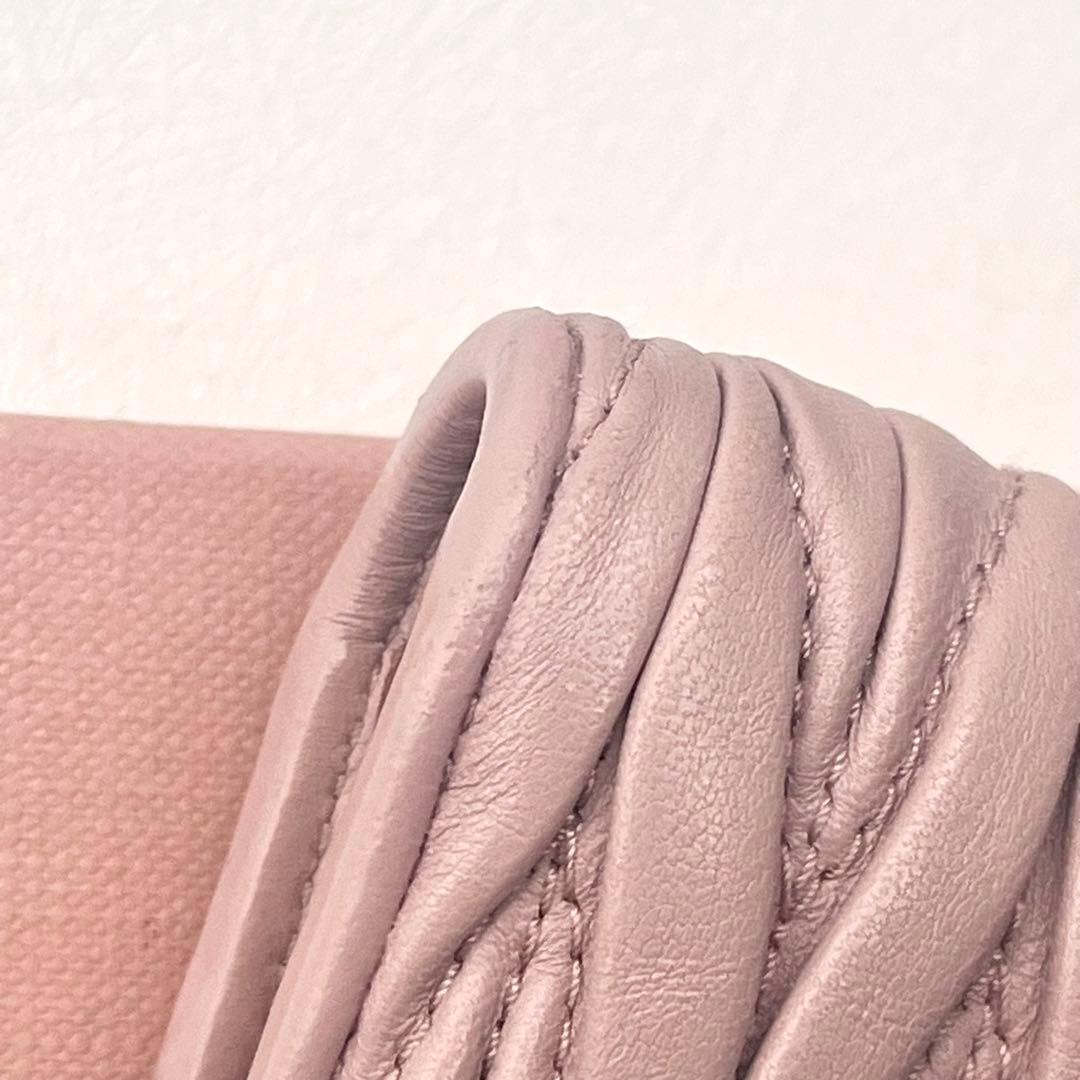 miumiu マテラッセ ビジュー くすみピンク 二つ折り財布 箱付0202-⑥