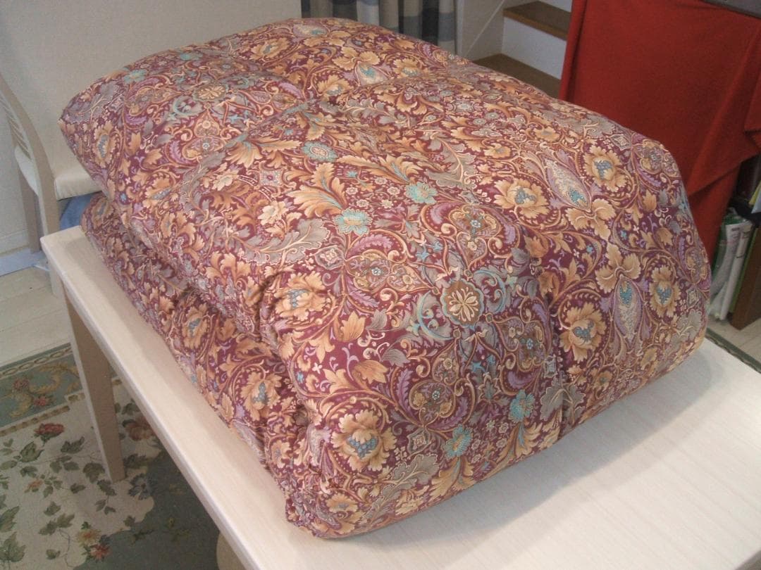 限定新品＊四つ星＊フランス増量１，３キロ＊綿１００％羽毛布団（シングル・Ｐ）