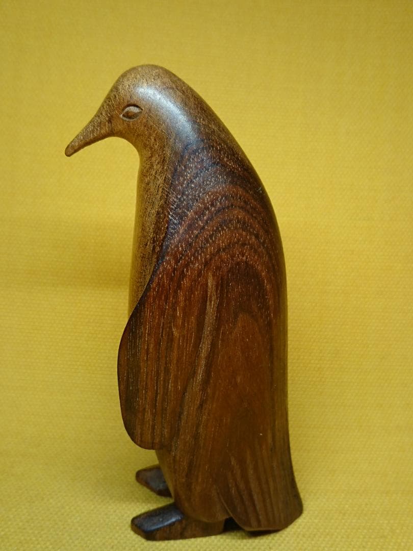 ペンギン　木彫　彫像　オブジェ　置物　インテリア　工芸品　美術品　A1077