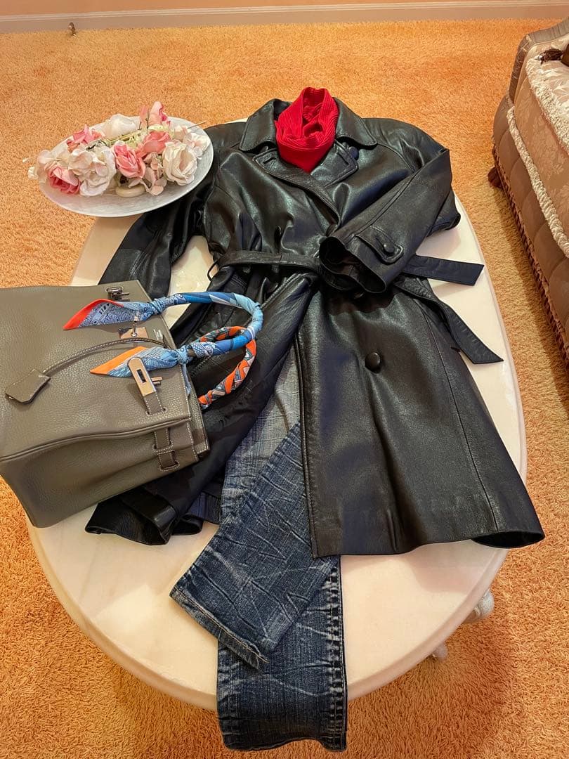 柔らか上質ラムレザートレンチコート❣️ダブルブレスト‼️国内宝飾展示会❣️定価35万円