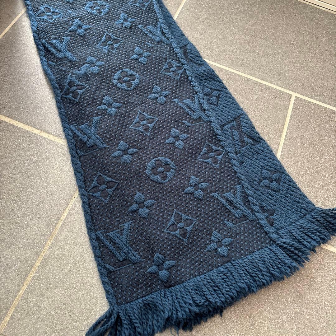 LOUIS VUITTON ダークブルー ネイビー　マフラー