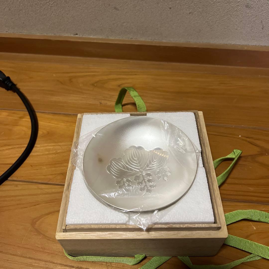 内閣総理大臣刻印　銀盃