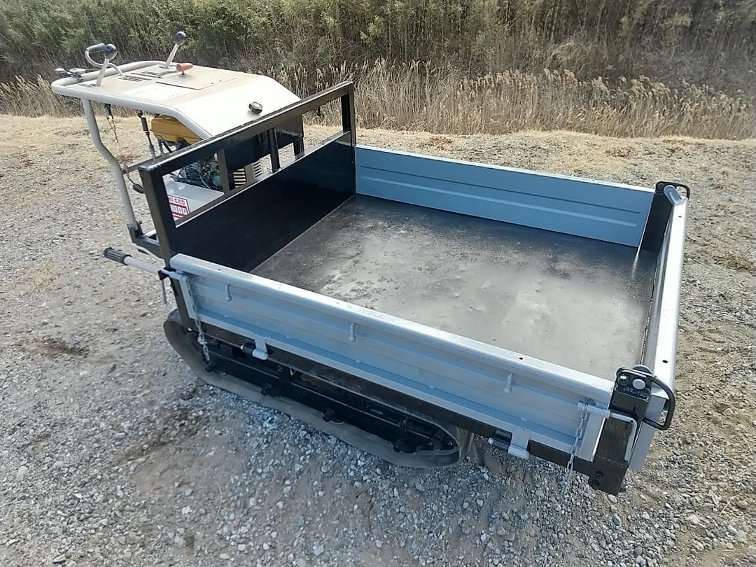 運搬車ミニクロM1000 手動ダンプ 最大積載量４００ｋｇ